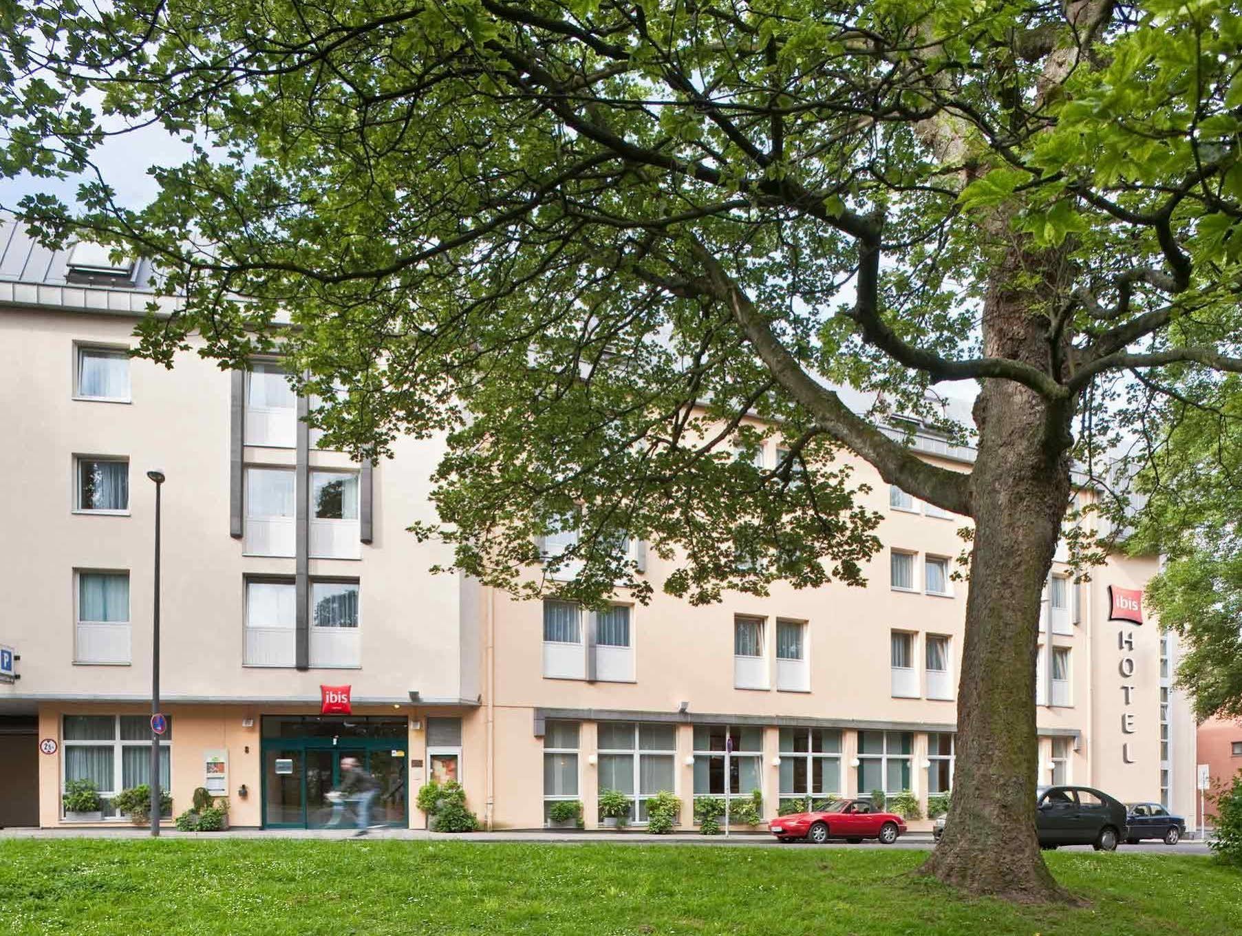 Ibis Aachen Marschiertor - Aix-La-Chapelle Hotell Exteriör bild